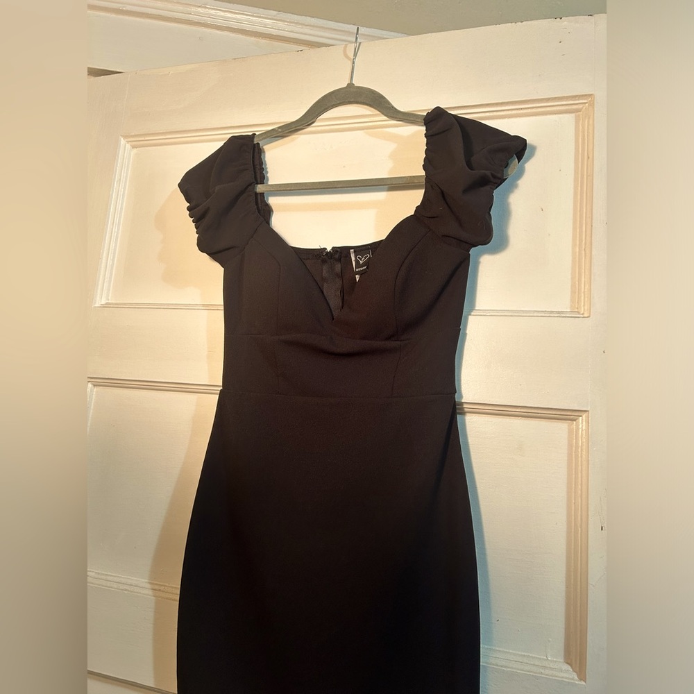 Little Black Dress - Picture 1 of 2